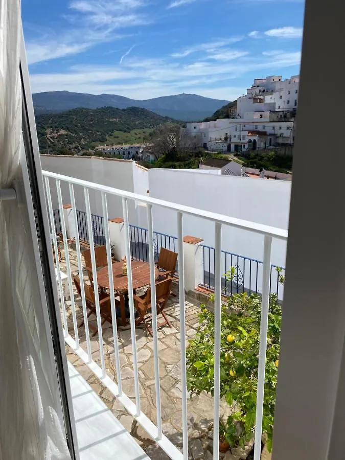 Alojamiento Armenia Patio Apartment Alcala de los Gazules Spain